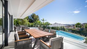 Villa en venta en Nueva Andalucia, Marbella