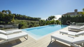 Villa en venta en Nueva Andalucia, Marbella