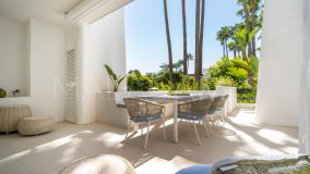 Appartement rez de chaussée for sale in Marina de Puente Romano, Marbella Golden Mile