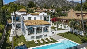 Villa for sale in Altos Reales, Marbella Golden Mile