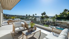 Villa en venta en La Cerquilla, Nueva Andalucia