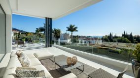 Villa for sale in Altos de Puente Romano, Marbella Golden Mile