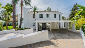 Villa for sale in El Paraiso, Estepona Öst