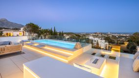 Villa for sale in La Quinta Golf, Benahavis