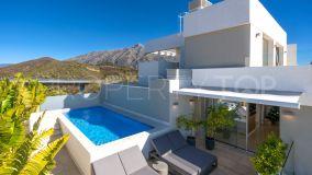 Nueva Andalucia, atico duplex en venta con 3 dormitorios