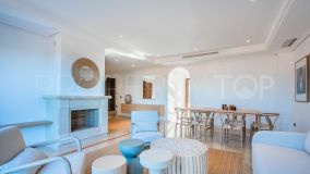 Penthouse for sale in El Soto de Marbella with 3 bedrooms