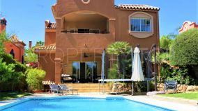 Amazing south-facing villa in La Alzambra, walking distance to the beach and Puerto Banús