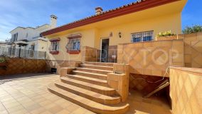 Pueblo Nuevo de Guadiaro villa for sale