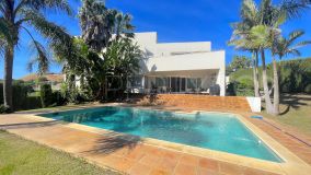 5 bedrooms villa in Alcaidesa for sale
