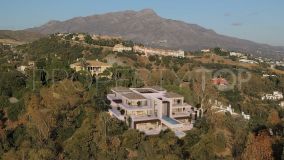 For sale villa in Los Almendros with 5 bedrooms