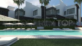 For sale town house in Estepona Playa