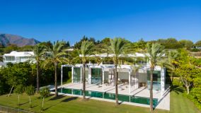 Complejo de villas de estilo moderno - contemporáneo en resort de golf en venta en Finca Cortesín - Casares