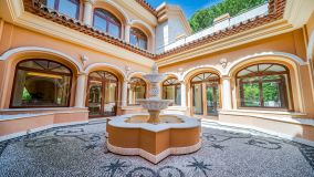 Villa for sale in Guadalmina Baja, San Pedro de Alcantara