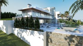 Extraordinary luxury villa located in the prestigious and elevated area of La Reserva, in Sotogrande