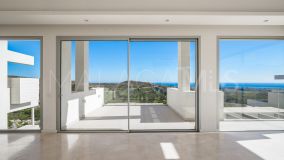 Penthouse for sale in Marbella Club Golf Resort, Benahavis