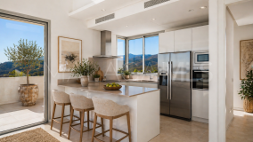Ático en venta en Marbella Club Hills, Benahavis
