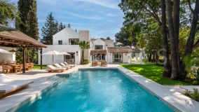 Villa for sale in Las Brisas del Golf, Nueva Andalucia