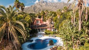 Family estate surrounded by tropical gardens in Nagüeles, Marbella’s Golden Mile