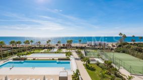 Penthouse for sale in El Velerin, Estepona East