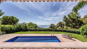 Villa for sale in Pinares de San Antón, Malaga - Este