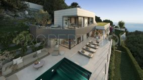 Contemporary luxury villa in Pinares de San Anton