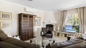 Villa zu verkaufen in Nueva Andalucia, Marbella