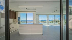 Villa Pareada en venta en La Heredia, Benahavis