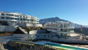 Impressive 3-bedroom ground-floor apartment in off-plan development in La Quinta enjoying breathtaking views