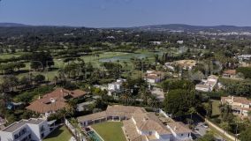 Villa for sale in Royal Golf