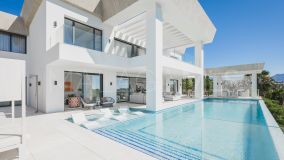 Villa for sale in Paraiso Alto, Benahavis