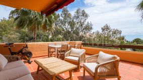 Apartment for sale in Cumbres de Los Almendros, Benahavis