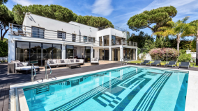 8 bedrooms villa in Artola for sale