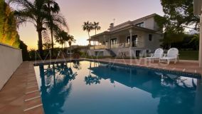 Villa for sale in Los Naranjos de Marbella, Nueva Andalucia