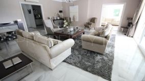 El Paraiso 4 bedrooms villa for sale