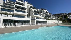 Buy La Quinta Golf duplex penthouse with 2 bedrooms