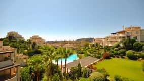 For sale Los Capanes del Golf apartment with 3 bedrooms