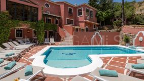 Villa for sale in Vega del Colorado, Benahavis