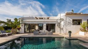Villa con 5 dormitorios en venta en Los Naranjos de Marbella