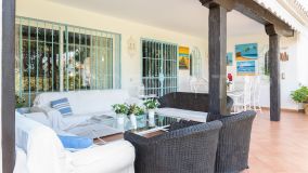 4 bedrooms villa in Artola for sale