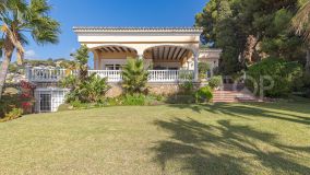 Villa en venta de 5 dormitorios en El Candado