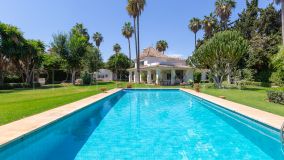 For sale 5 bedrooms villa in Guadalmar
