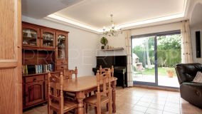 For sale semi detached house with 5 bedrooms in Haza del Conde
