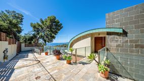 Pinares de San Antón villa for sale