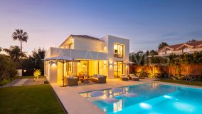 Villa for sale in Brisas del Sur, Nueva Andalucia