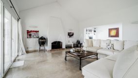 Villa for sale in Cascada de Camojan, Marbella Golden Mile
