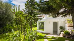 6 bedrooms Guadalmina Alta villa for sale