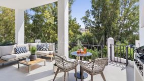 Adosado en venta en Aloha, Nueva Andalucia
