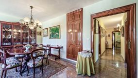 Se vende apartamento con 5 dormitorios en Malaga