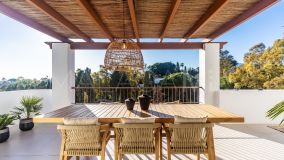 Duplex for sale in Coto Real, Marbella Golden Mile