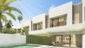 Semi detached villa for sale in Puerto de la Torre with 4 bedrooms